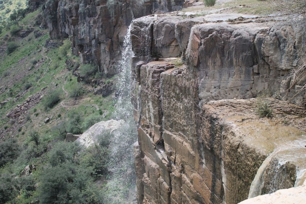 Uzbekistan. Travel along&nbsp;Tovucsay.