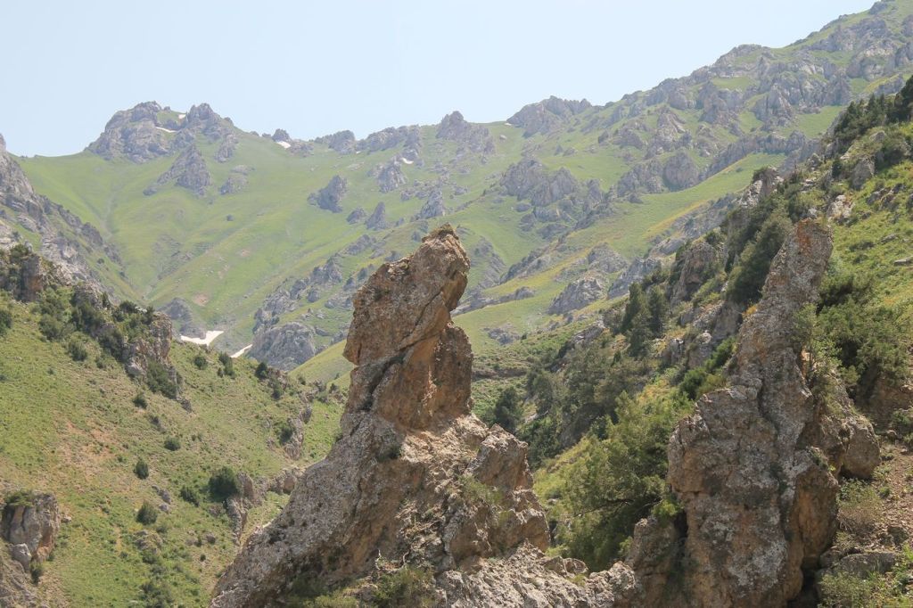 Uzbekistan. Mazarsay (Fridge)