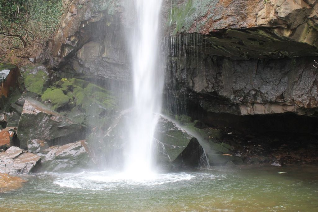 Turkiye. Çukur – Su Uçan şelalesi –&nbsp;Turgutlar.